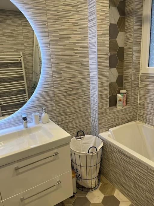 Appartement Cosy 6 Pers Noisy-le-Sec Bagian luar foto